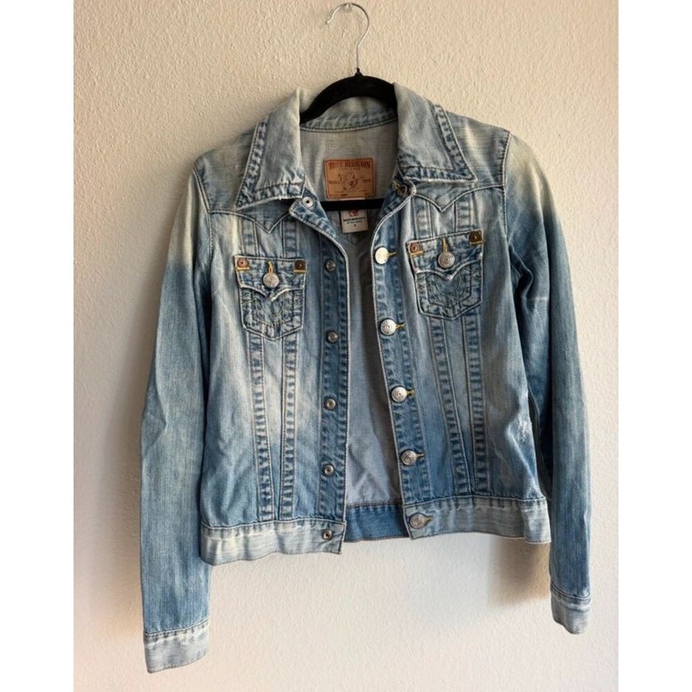 True Religion Jimmy Distressed Denim Trucker Jacket Light Wash S